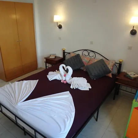 Amfi Lägenhet Kardamena (Kos)